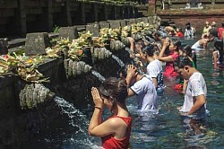 Holy spring temple