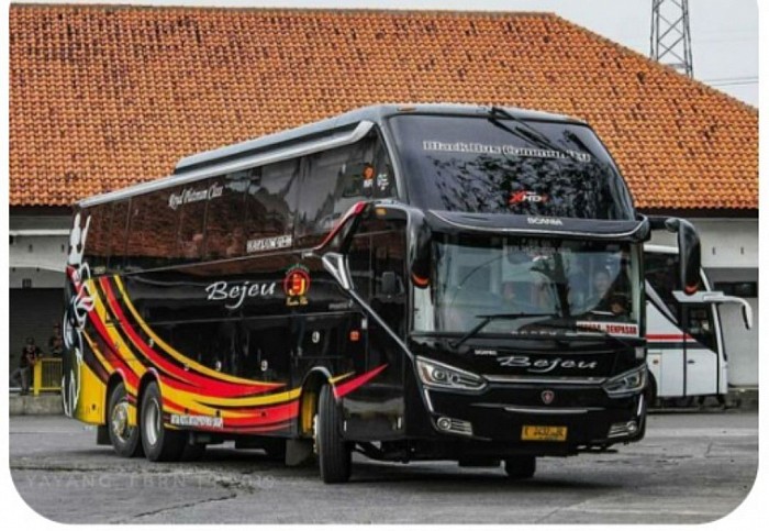 Bus    Capacity   32 Passengers (No Big/Heavy Luggage)   Capacity   32 Passengers (Big/Heavy Luggage)   Facility   High Safety Cars   Air Conditioning (Double Blower)  Music Audio (Bluetooth. RCA Cable.   Flashdisk, CD/VCD)   Mineral Water   Facial Tissue   Car Pregrant